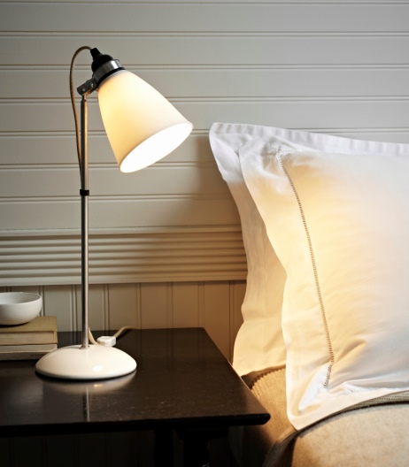 FT198 Hector Medium Dome Table Light462x528
